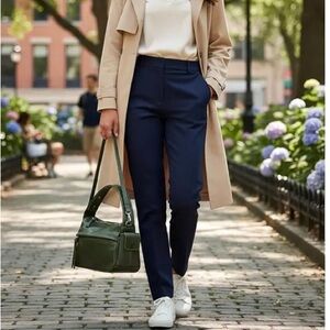 Elegant Green Leather Shoulder Bag and crossbody bag.